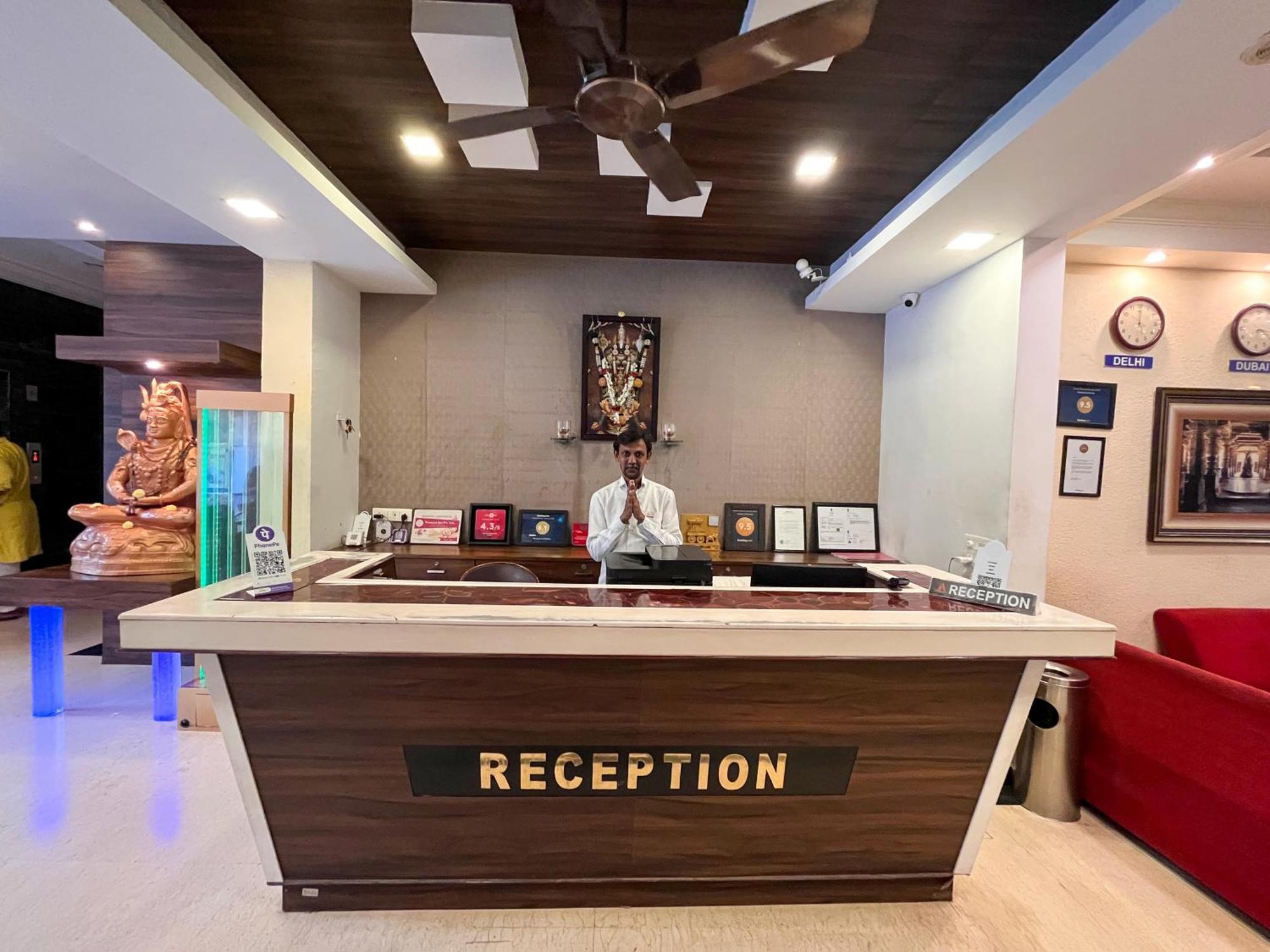 安纳亚舒适酒店 霍斯佩特 外观 照片